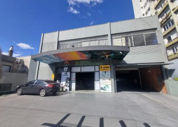 Sala com 600m², no bairro Lourdes em Caxias do Sul para Alugar
