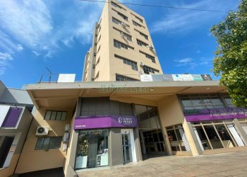 Sala com 47m², 1 vaga, no bairro Rio Branco em Caxias do Sul para Comprar