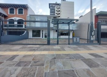 Loja com 335m², 8 vagas, no bairro Panazzolo em Caxias do Sul para Alugar