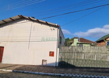 Pavilhão com 171m², no bairro Jardim América em Caxias do Sul para Alugar