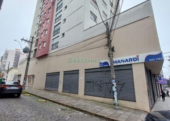 Apto Mobiliado com 85m², 2 dormitórios, 2 vagas, no bairro São Pelegrino em Caxias do Sul para Alugar