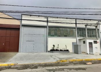 Pavilhão com 450m², no bairro São Ciro em Caxias do Sul para Alugar