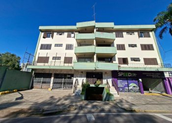 Apartamento com 84m², 3 dormitórios, 1 vaga, no bairro Pio X em Caxias do Sul para Comprar