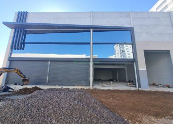 Pavilhão com 1260m², no bairro Sanvitto em Caxias do Sul para Alugar