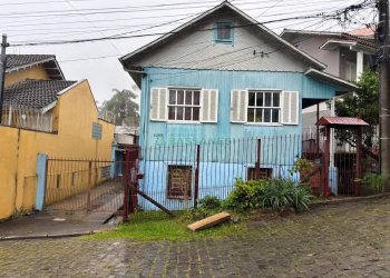 Casa com 52m², 2 dormitórios, no bairro Rio Branco em Caxias do Sul para Alugar