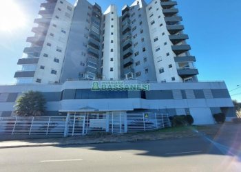 Apto Mobiliado com 102m², 3 dormitórios, 2 vagas, no bairro Cinqüentenário em Caxias do Sul para Alugar