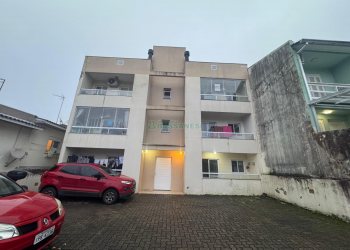 Apartamento com 65m², 2 dormitórios, 1 vaga, no bairro Desvio Rizzo em Caxias do Sul para Alugar