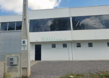 Pavilhão com 276m², no bairro Esplanada em Caxias do Sul para Alugar