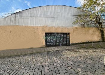 Pavilhão com 1000m², no bairro Exposição em Caxias do Sul para Alugar
