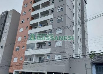 Apartamento com 60m², 2 dormitórios, 1 vaga, no bairro Vila Cristina em Caxias do Sul para Alugar