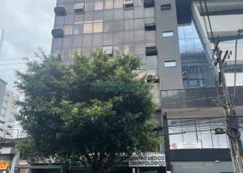 Sala com 105m², 1 vaga, no bairro Centro em Caxias do Sul para Comprar