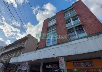 Apartamento com 44m², 1 dormitório, no bairro São Pelegrino em Caxias do Sul para Alugar