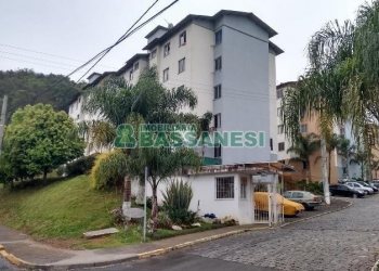 Apartamento com 52m², 2 dormitórios, 1 vaga, no bairro De Zorzi em Caxias do Sul para Alugar
