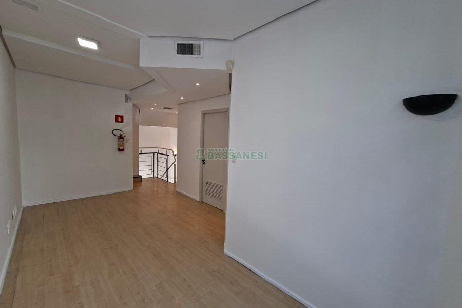 Sala, no bairro Centro em Caxias do Sul para Alugar