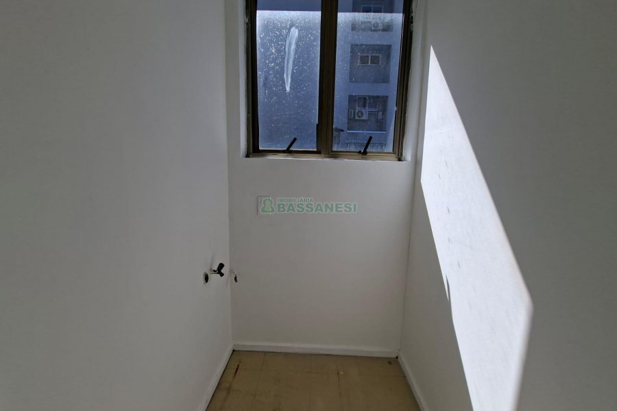 Sala, no bairro Centro em Caxias do Sul para Alugar