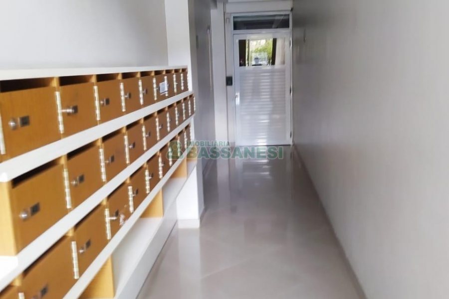 Apartamento com 72m², 2 dormitórios, 1 vaga, no bairro Lourdes em Caxias do Sul para Alugar