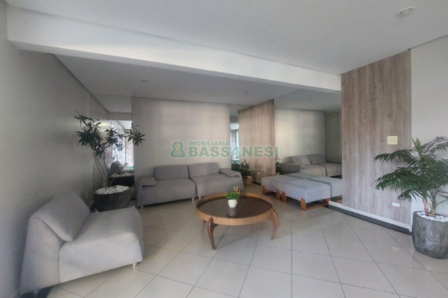 Apto Mobiliado com 58m², 3 dormitórios, 2 vagas, no bairro Lourdes em Caxias do Sul para Alugar