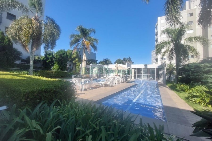 Apto Mobiliado com 58m², 3 dormitórios, 2 vagas, no bairro Lourdes em Caxias do Sul para Alugar