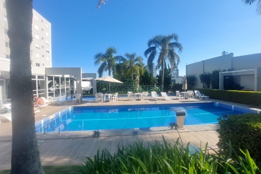 Apto Mobiliado com 58m², 3 dormitórios, 2 vagas, no bairro Lourdes em Caxias do Sul para Alugar