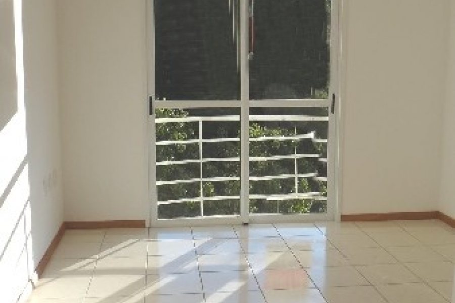 Apartamento com 40m², 1 dormitório, 1 vaga, no bairro Centro em Caxias do Sul para Alugar