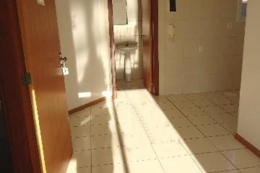 Apartamento com 52m², 1 dormitório, 1 vaga, no bairro Centro em Caxias do Sul para Alugar