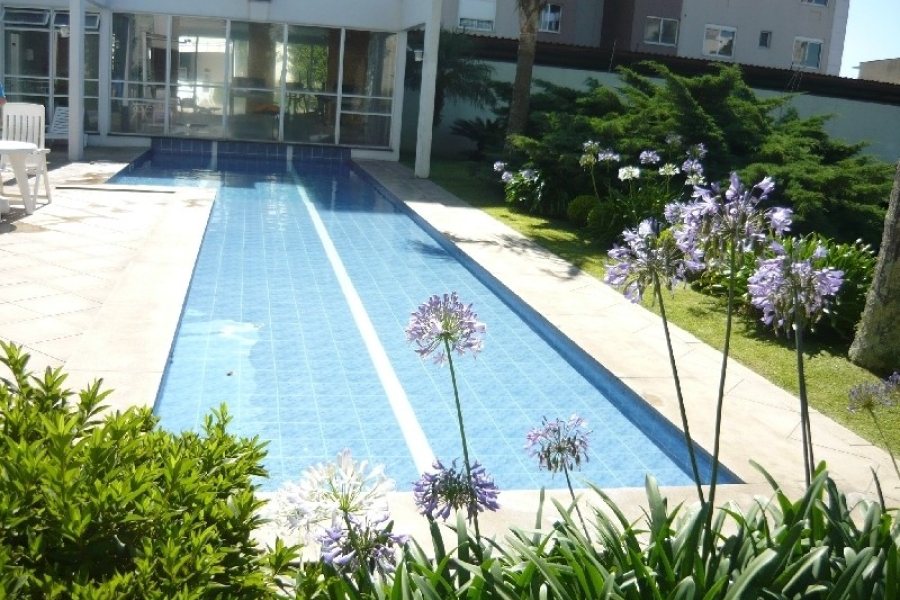 Apartamento com 130m², 3 dormitórios, 2 vagas, no bairro Lourdes em Caxias do Sul para Alugar