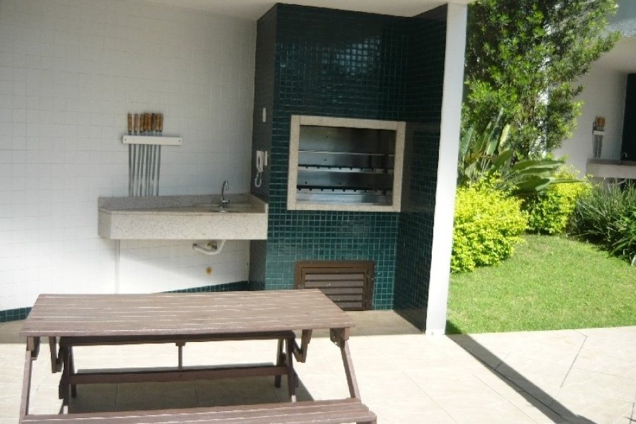 Apartamento com 130m², 3 dormitórios, 2 vagas, no bairro Lourdes em Caxias do Sul para Alugar