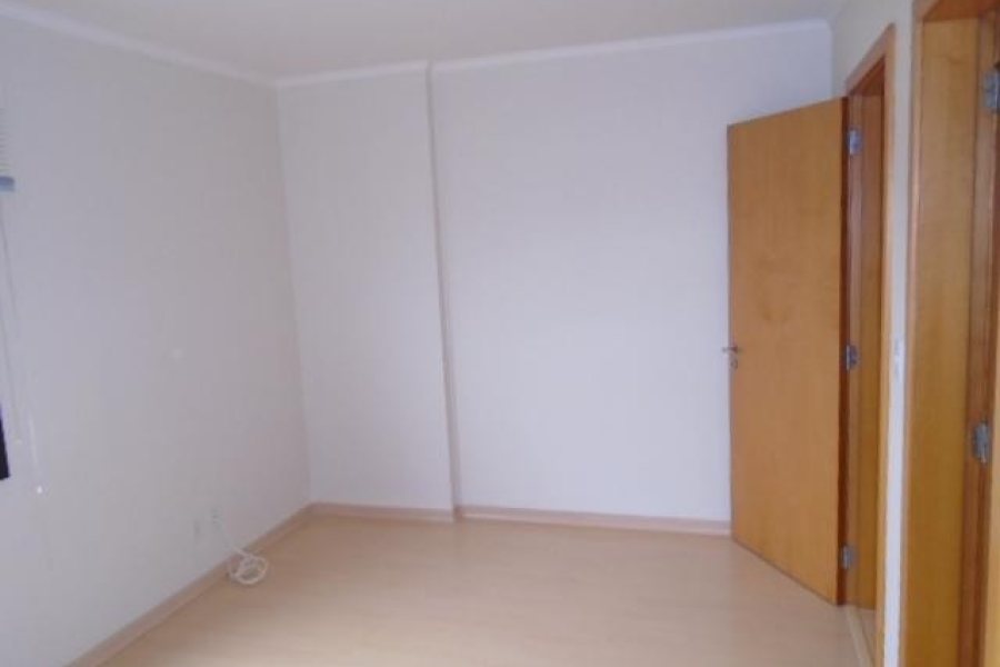 Apartamento com 130m², 3 dormitórios, 2 vagas, no bairro Lourdes em Caxias do Sul para Alugar