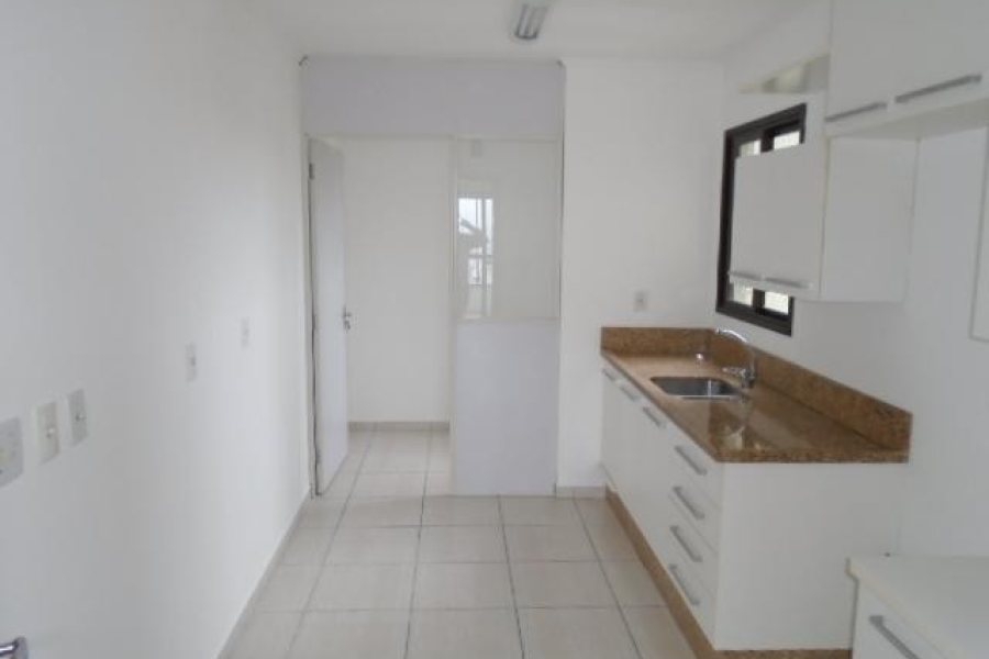 Apartamento com 130m², 3 dormitórios, 2 vagas, no bairro Lourdes em Caxias do Sul para Alugar