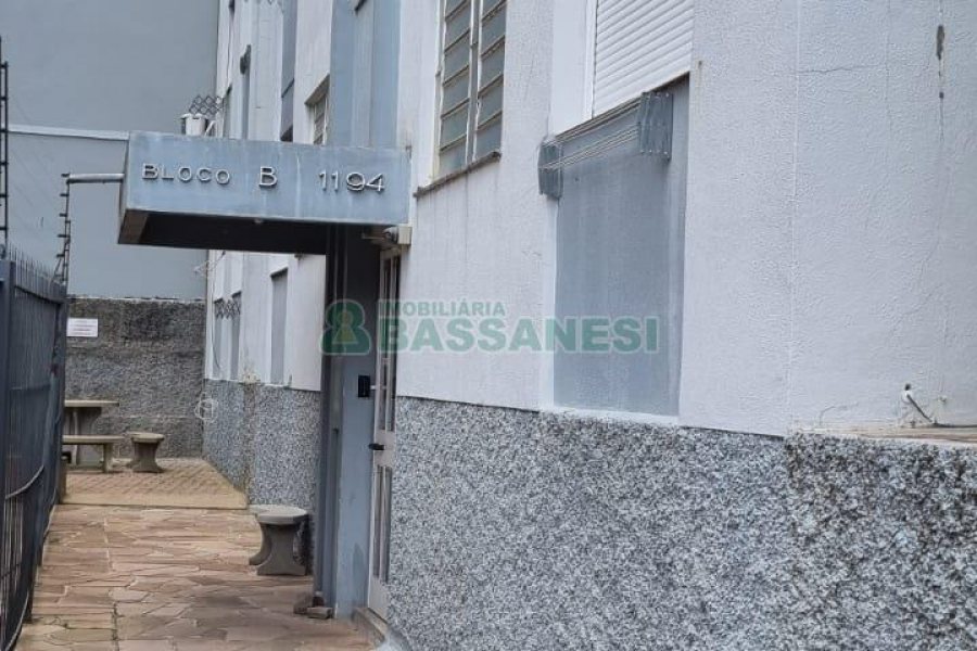 Apartamento com 57m², 2 dormitórios, 1 vaga, no bairro Jardim América em Caxias do Sul para Comprar