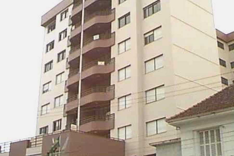 Apartamento com 60m², 3 dormitórios, 1 vaga, no bairro São Pelegrino em Caxias do Sul para Alugar