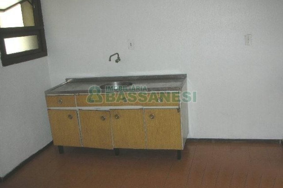 Apartamento com 113m², 3 dormitórios, 1 vaga, no bairro São José em Caxias do Sul para Comprar