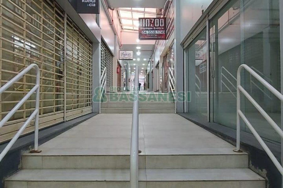 Loja com 55m², no bairro Centro em Caxias do Sul para Alugar