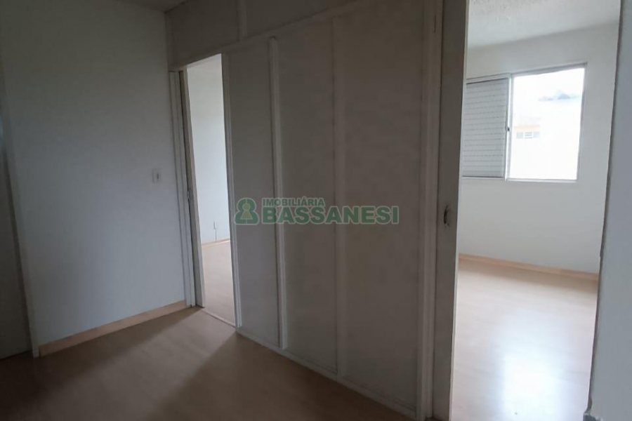 Apartamento, 2 dormitórios, no bairro São José em Caxias do Sul para Comprar