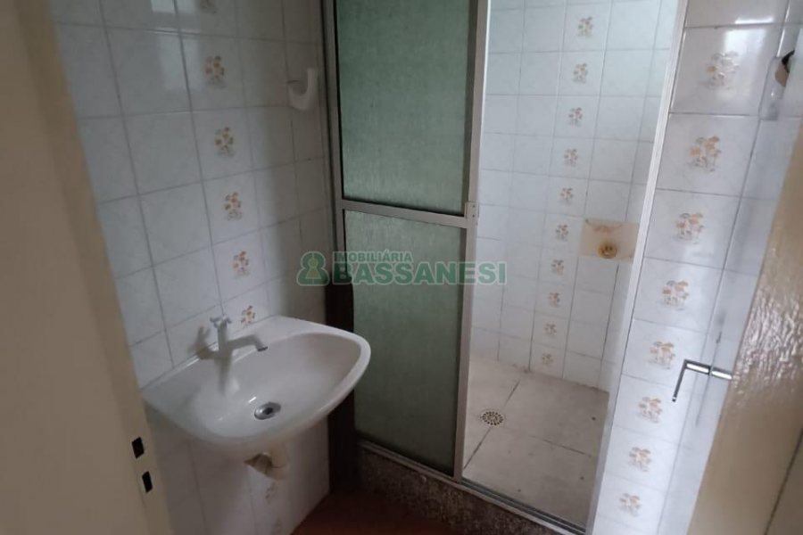 Apartamento, 2 dormitórios, no bairro São José em Caxias do Sul para Comprar