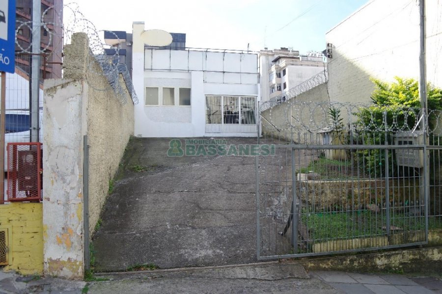 Loja com 167m², no bairro Centro em Caxias do Sul para Comprar