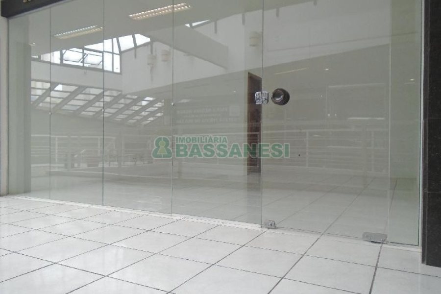 Loja com 30m², no bairro Centro em Caxias do Sul para Alugar