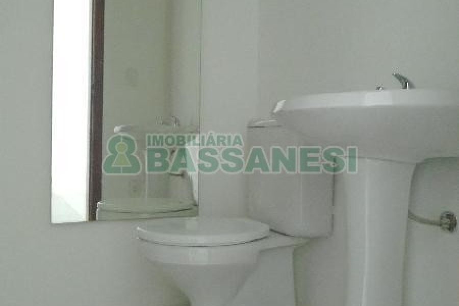 Loja com 30m², no bairro Centro em Caxias do Sul para Alugar