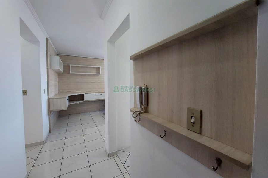 Apto Mobiliado com 50m², 1 dormitório, 1 vaga, no bairro Centro em Caxias do Sul para Alugar