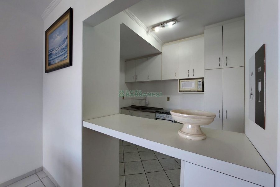 Apto Mobiliado com 50m², 1 dormitório, 1 vaga, no bairro Centro em Caxias do Sul para Alugar