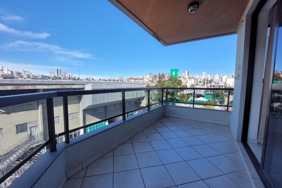 Apto Mobiliado com 50m², 1 dormitório, 1 vaga, no bairro Centro em Caxias do Sul para Alugar