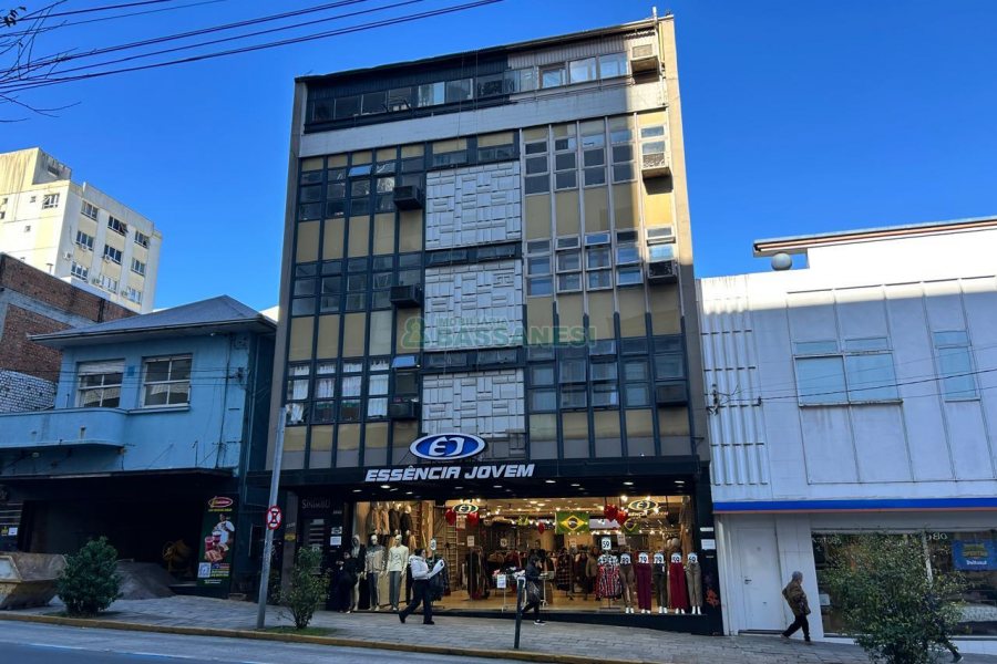 Loja com 650m², no bairro Centro em Caxias do Sul para Alugar