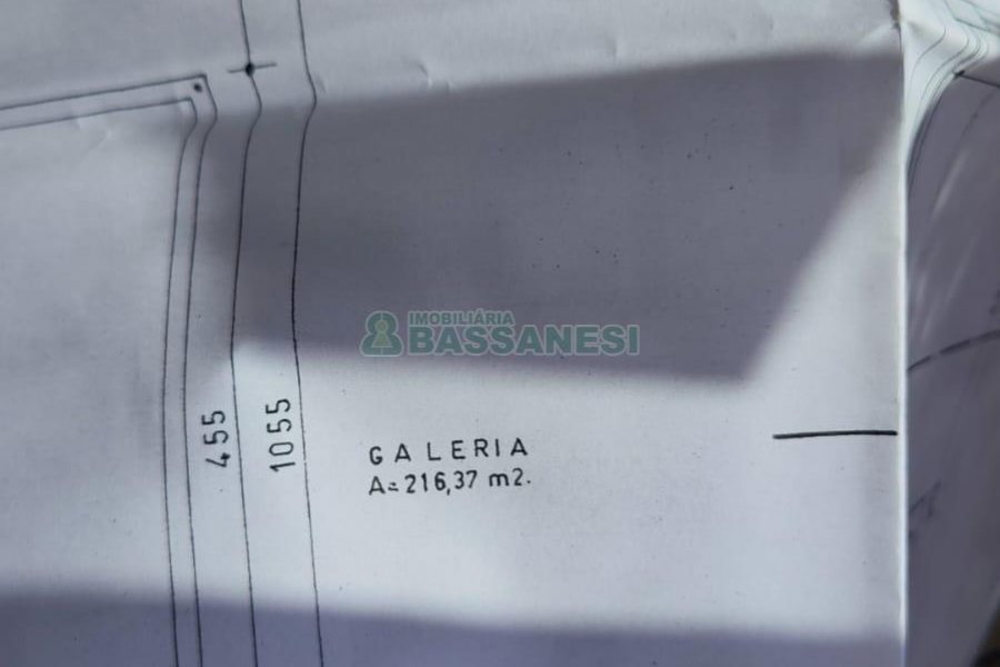 Loja com 650m², no bairro Centro em Caxias do Sul para Alugar