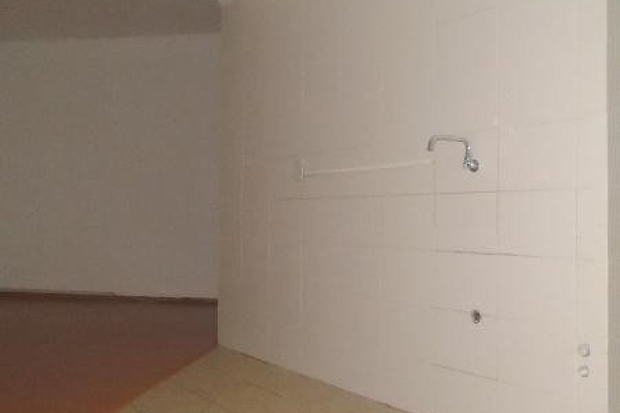 Apartamento com 46m², 1 dormitório, no bairro Centro em Caxias do Sul para Comprar