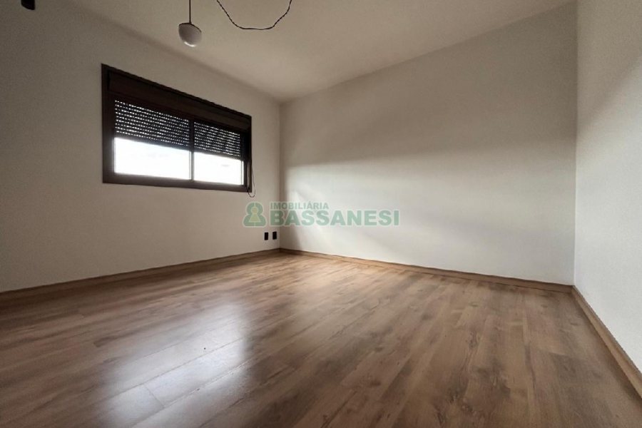 Apartamento com 68m², 2 dormitórios, 1 vaga, no bairro Marechal Floriano em Caxias do Sul para Alugar