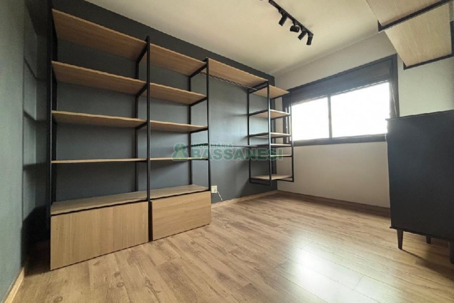 Apartamento com 68m², 2 dormitórios, 1 vaga, no bairro Marechal Floriano em Caxias do Sul para Alugar