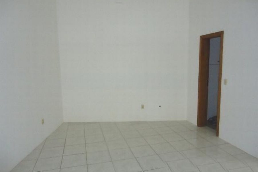 Loja com 28m², no bairro Centro em Caxias do Sul para Alugar