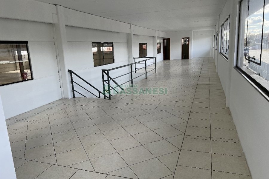 Pavilhão com 2206m², no bairro Presidente Vargas em Caxias do Sul para Alugar