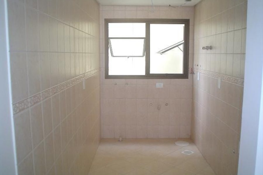 Apto/Cobertura com 102m², 1 dormitório, 1 vaga, no bairro Centro em Caxias do Sul para Alugar