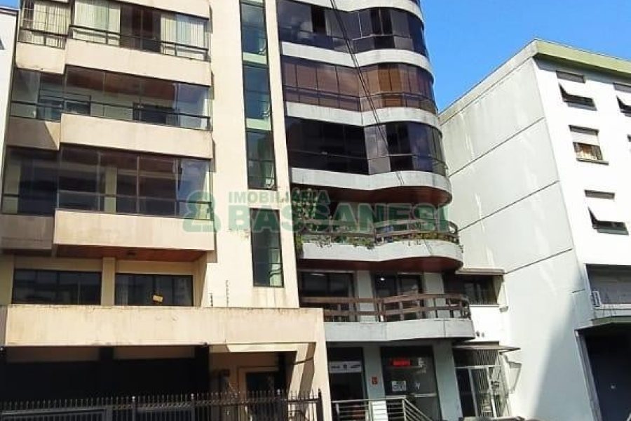 Loja com 196m², no bairro São Pelegrino em Caxias do Sul para Comprar